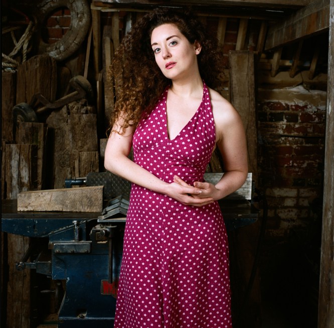 42740004_A_4_med res